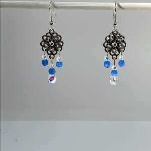 21099 Blue glass earrings
